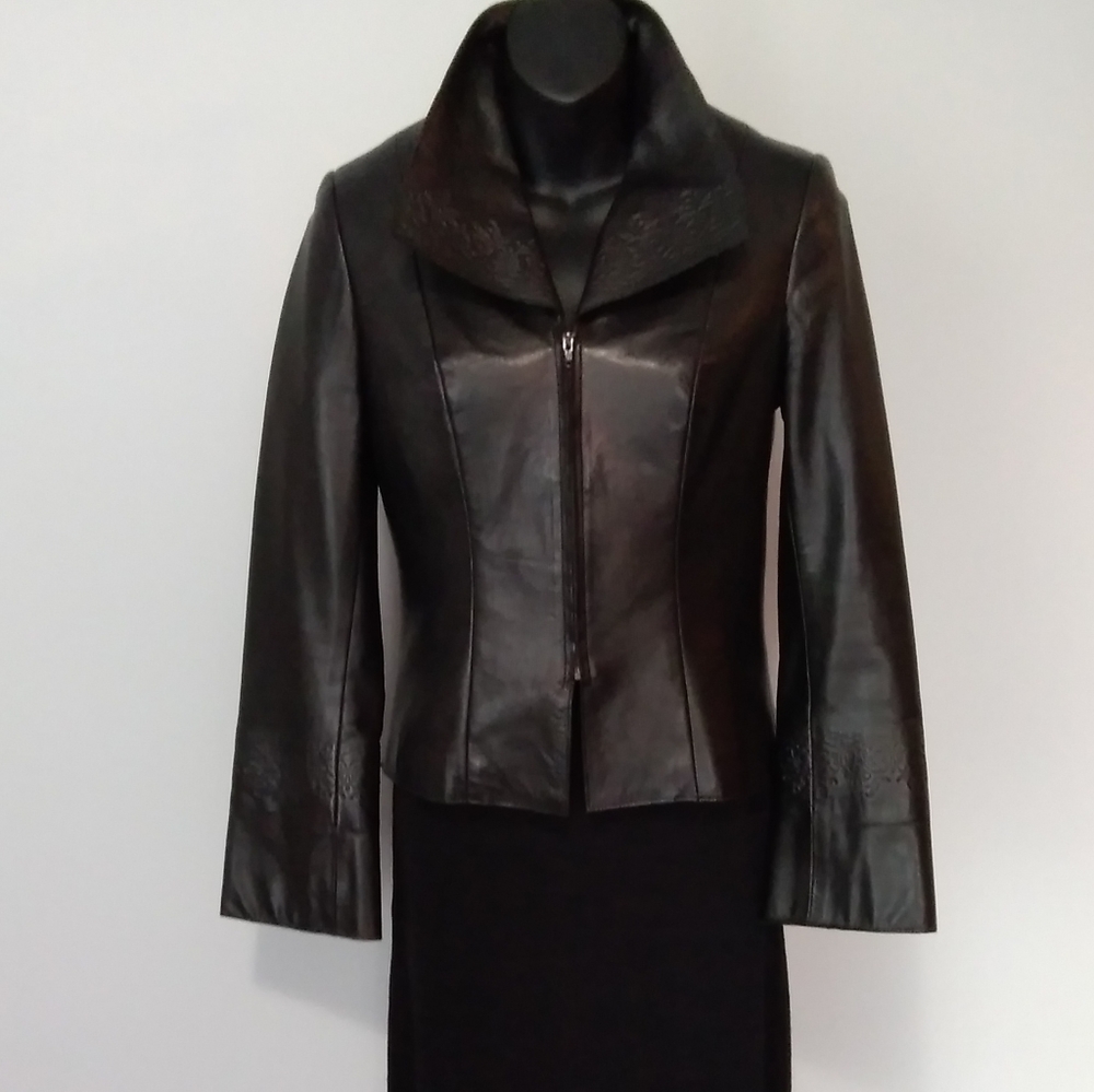 ⭐️Danier Leather Jacket - Picture 10 of 14